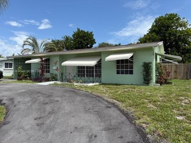 House for sale in Deerfield Beach