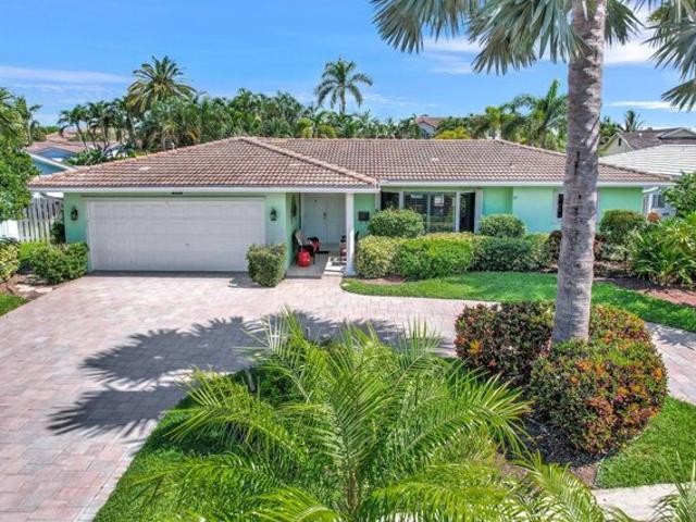 House for sale in Deerfield Beach
