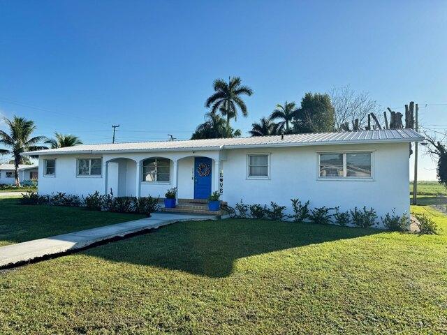 House for sale in Belle Glade