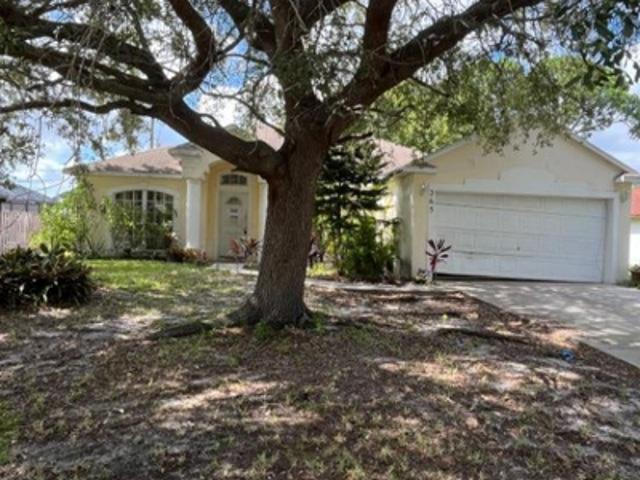 House for sale in Port Saint Lucie, Florida
