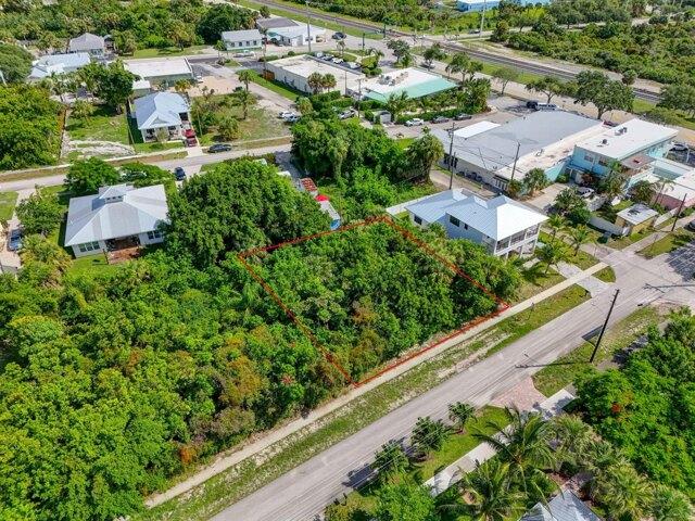 Land for sale in Hobe Sound