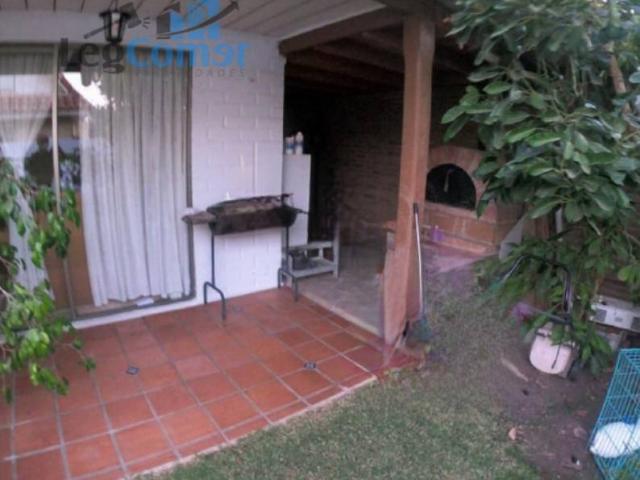 SE VENDE 4.500UF CASA CON LOCAL COMERCIAL, ALTO EL MANZANO