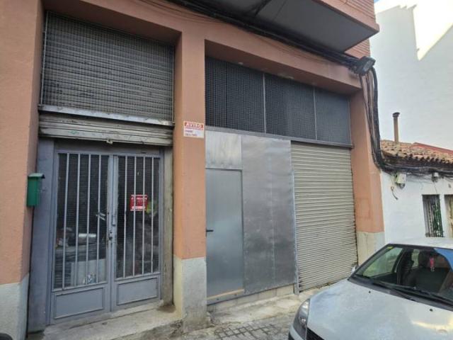 Nave en venta en Oliver-Valdefierro, Zaragoza