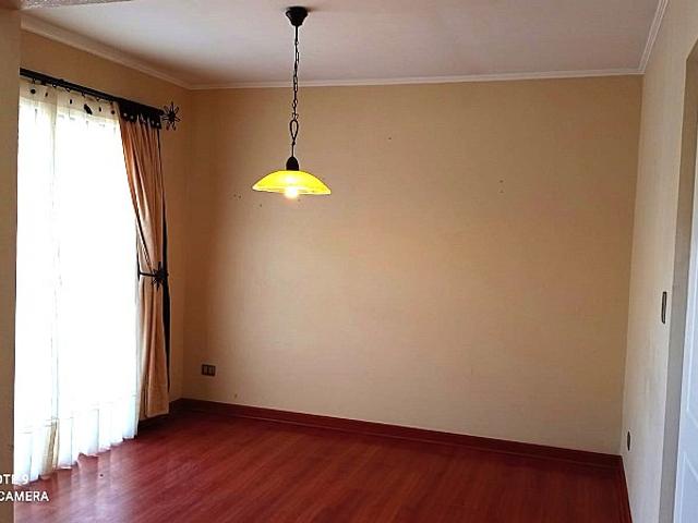 SE VENDE AMPLIA CASA SECTOR LOMAS HUASI