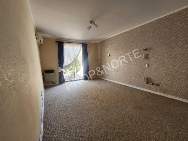 SE VENDE AMPLIA PROPIEDAD
