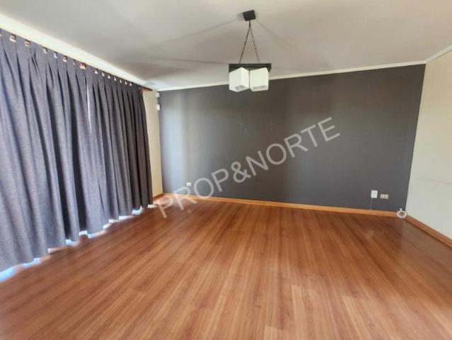 SE VENDE AMPLIA PROPIEDAD