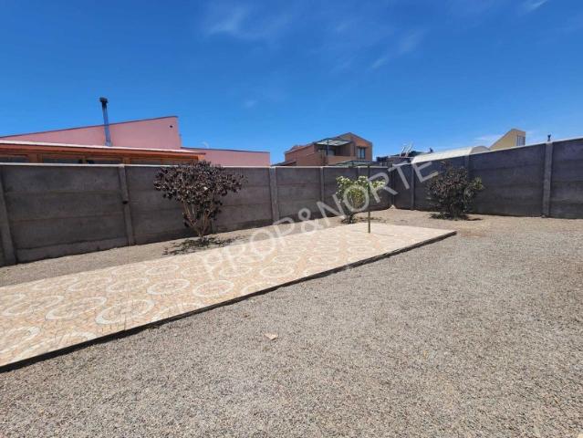 SE VENDE AMPLIA PROPIEDAD
