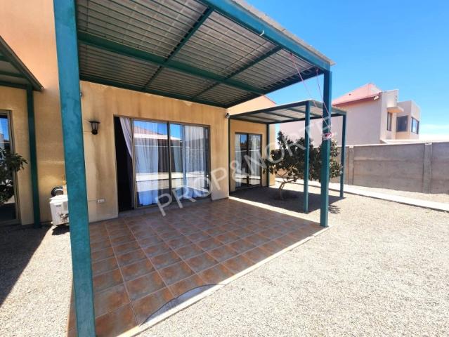 SE VENDE AMPLIA PROPIEDAD