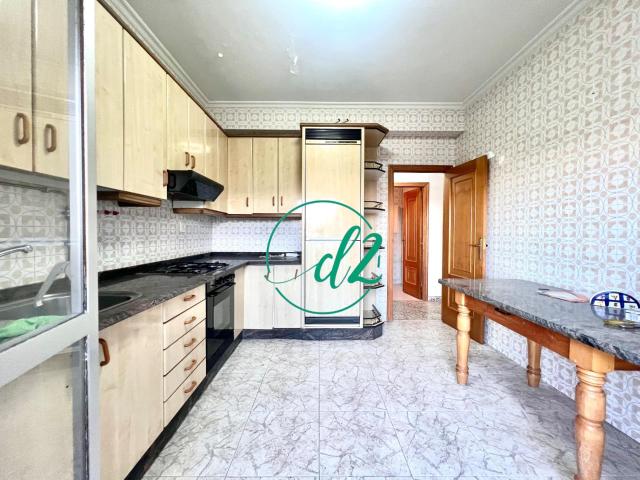 Piso en venta en A Bola, Ourense