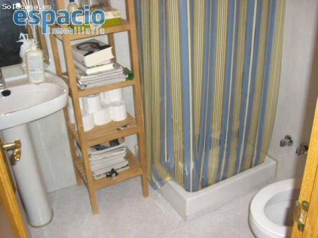 Piso en venta en Flores del Sil, Ponferrada