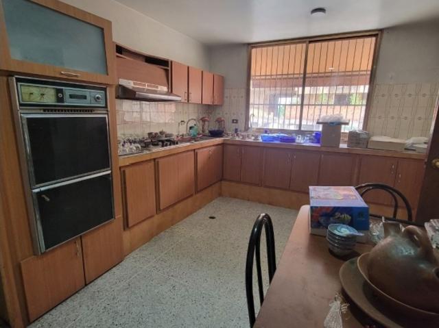 Apartamento en venta en Barrio Santa Rosa, Maracay