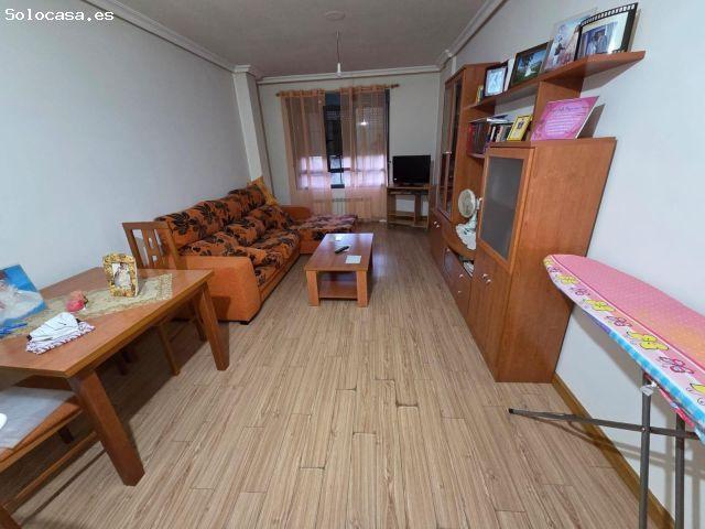 Piso en venta en Valencia De Don Juan, Castilla y León