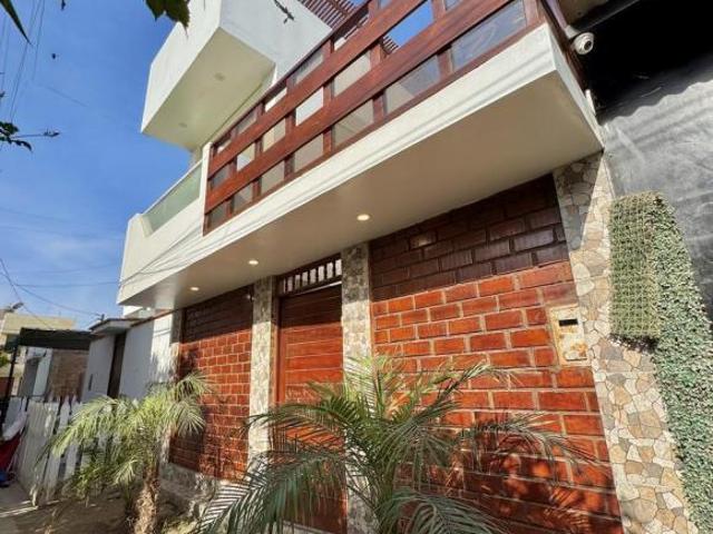 SE VENDE CASA 99M2 SAN ANDRÉS