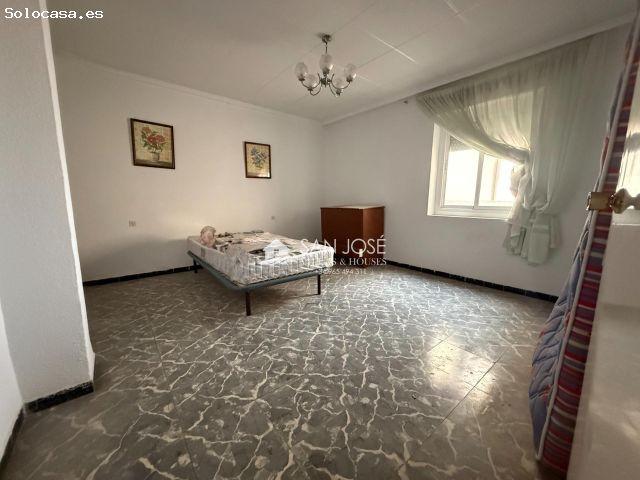 Casa en venta en el Vinalopó Mitjà / El Vinalopó Medio, Valencia