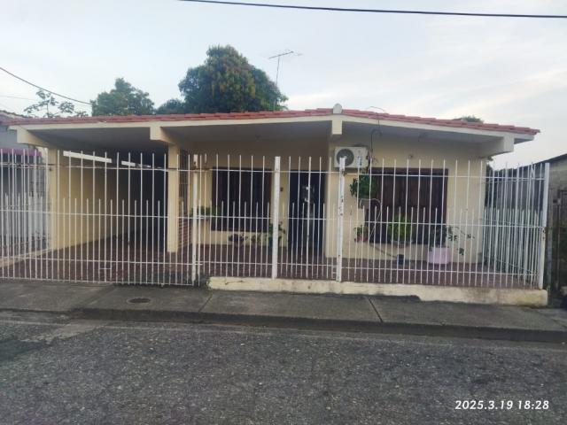Casa en venta en Gua, Portuguesa