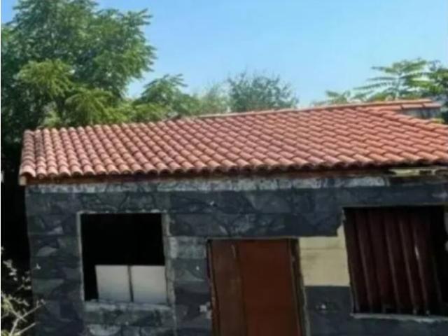Casa en venta en Os Coiñás, Ourense