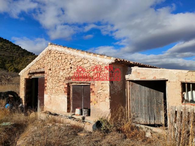 Nave en venta en el Vinalopó Mitjà / El Vinalopó Medio, Valencia