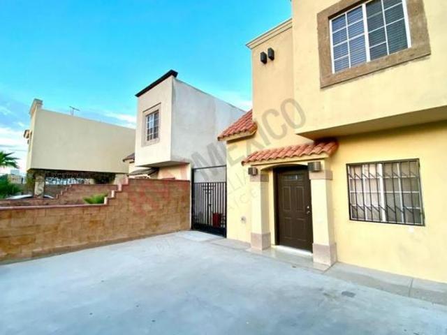 Casa en venta en Mexicali, Baja California