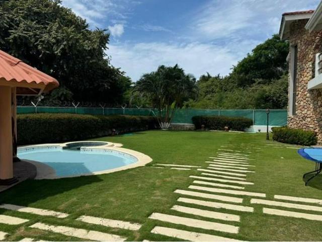 Se vende casa dúplex en playa palmar, san carlos. Panamá oeste