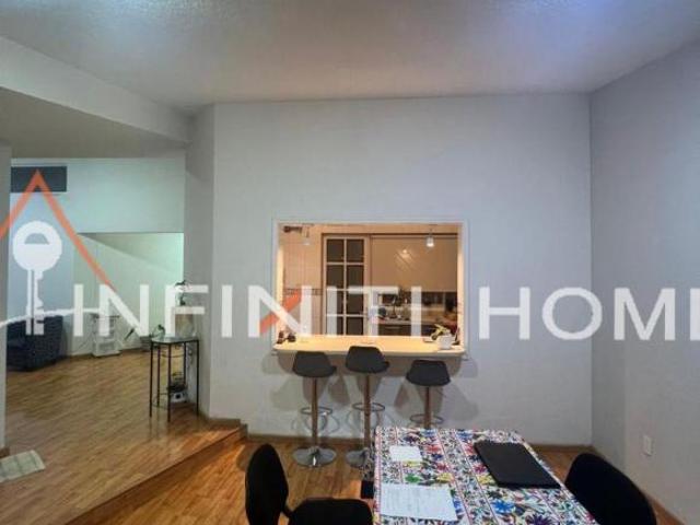 SE VENDE CASA DUPLEX EN UN SOLO NIVEL EN PRADOS DE COYOACAN