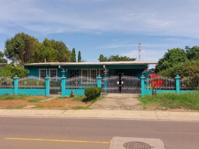 Casa venta en Aguadulce