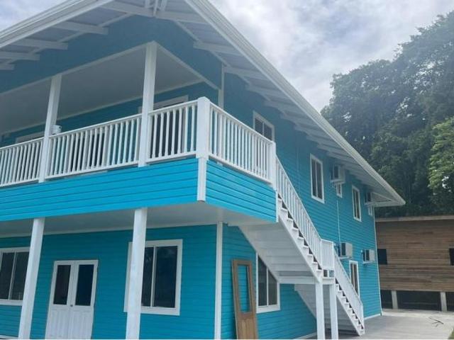 Se vende casa en bocas del toro