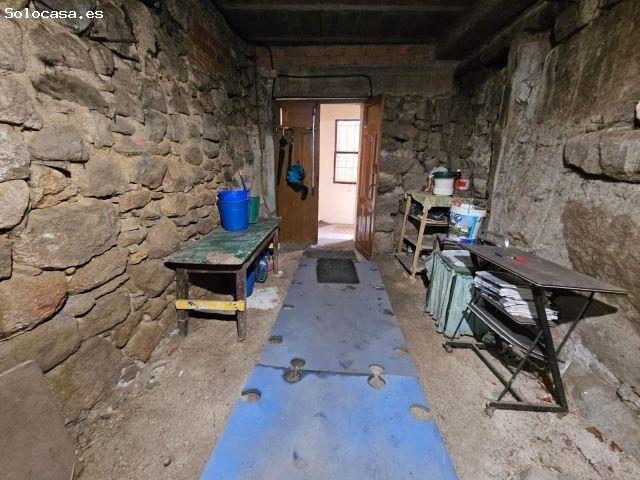 Casa en venta en Ceboliño, Ourense