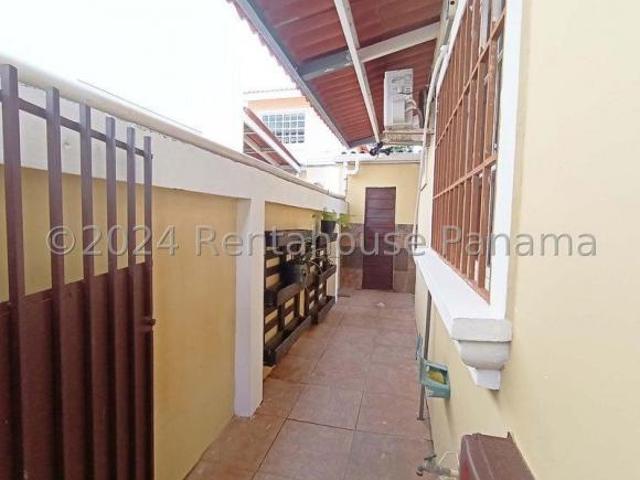 Se vende casa en Chitré NMR