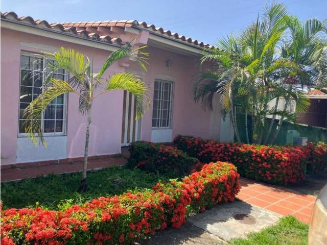 Casa en venta en Manongo, Valencia