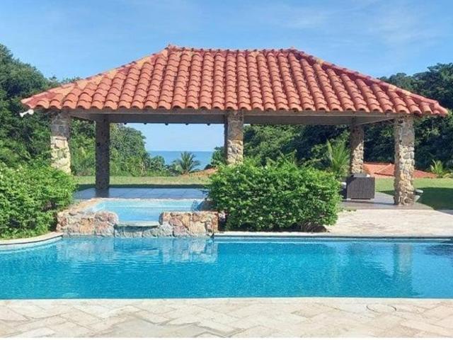 Se vende casa en costa esmeralda, panamá oeste