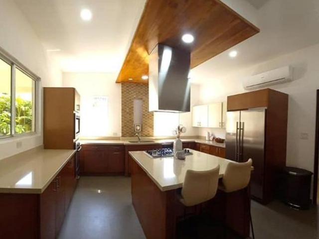 Se vende casa en costa esmeralda, panamá oeste