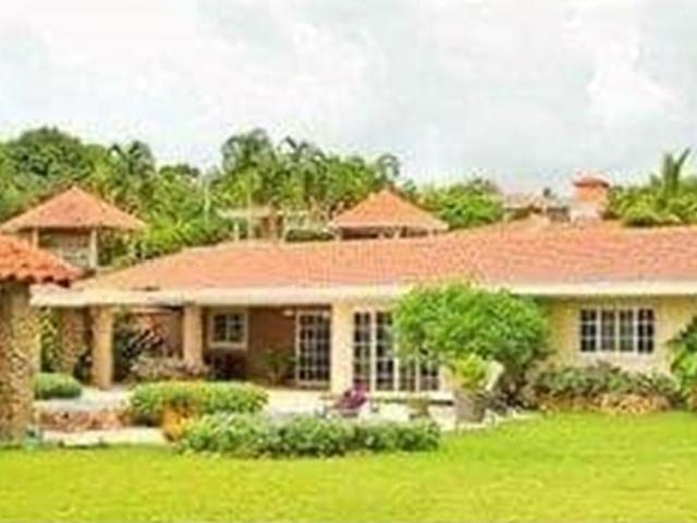 Se vende casa en costa esmeralda, panamá oeste