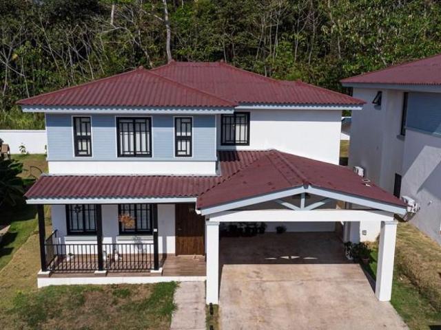 Se vende casa en costa verde, la chorrera
