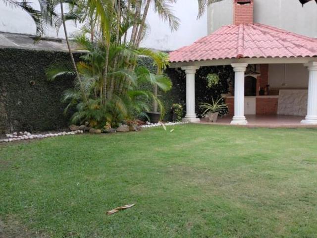 SE VENDE CASA EN RESIDENCIAL AIPM DE POZA RICA