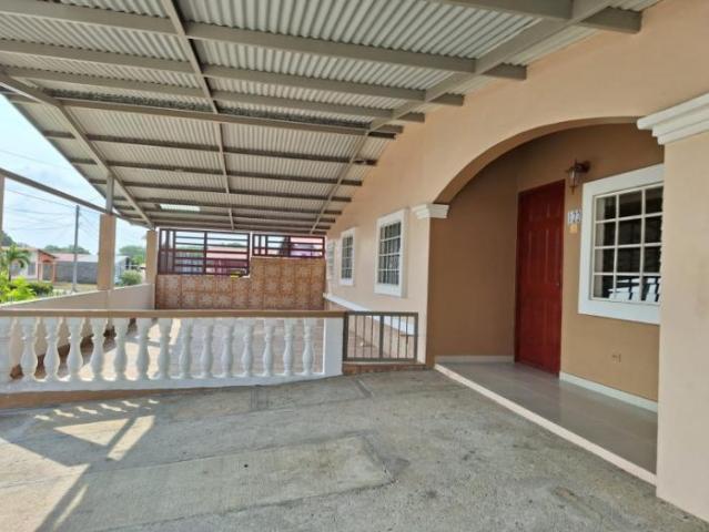 Se vende casa en el mirador de antón, coclé