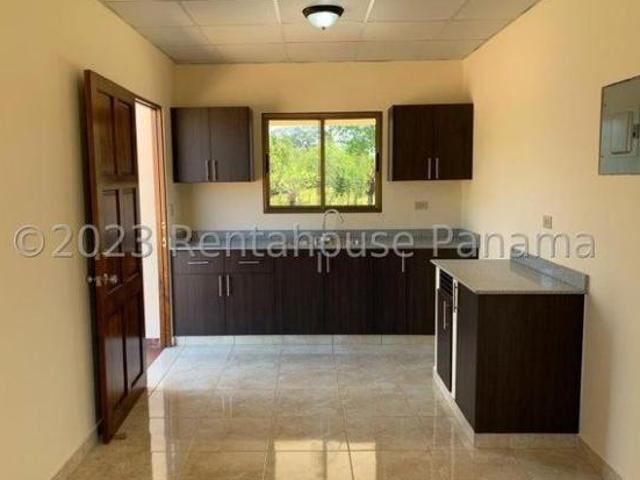SE VENDE CASA EN EL PEDREGOSITO. NMR