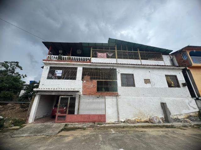 Casa en venta en Rafael Rangel, Trujillo