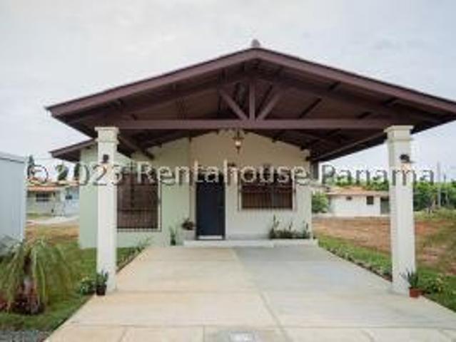 SE VENDE CASA EN LAS TABLAS NMR