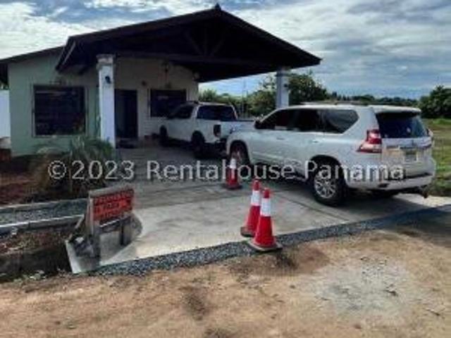 SE VENDE CASA EN LAS TABLAS NMR