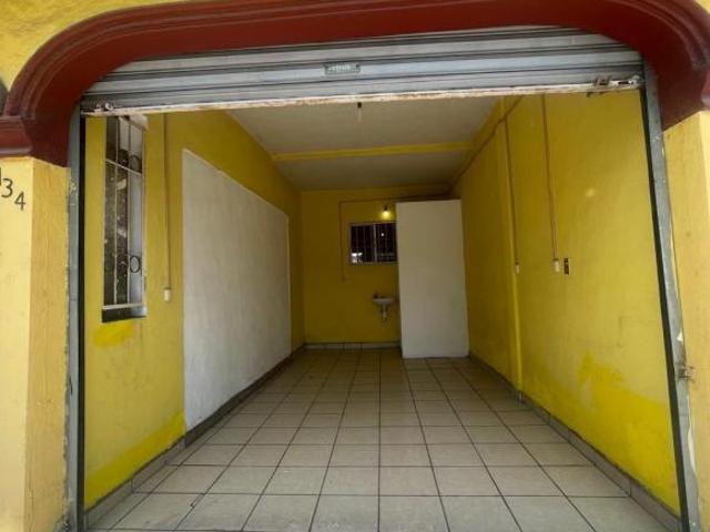 SE VENDE CASA EN MANZANILLO, JOYAS II, 4 RECAMARAS
