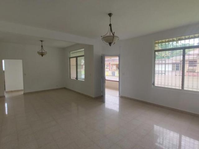 Se vende casa en margarita, colón