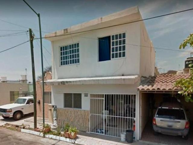 SE VENDE CASA EN: NEPTUNO, VALLE ESMERALDA IV, MANZANILLO, COLIMA