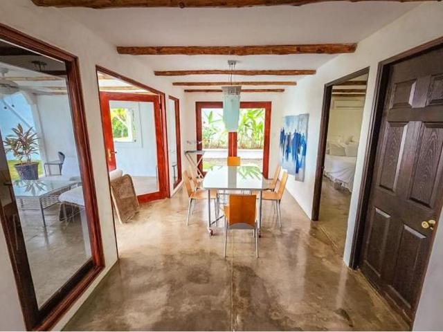 Se vende casa en ph el cortijo, costa esmeralda, san carlos