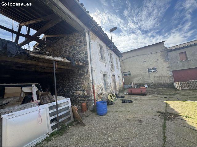 Casa en venta en Puebla De Lillo, León