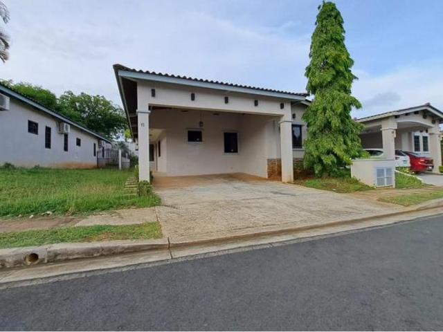 Se vende casa en residencial summer hills, puerto caimito, la chorrera