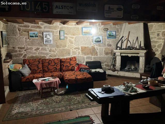 Casa en venta en Ourense, Galicia