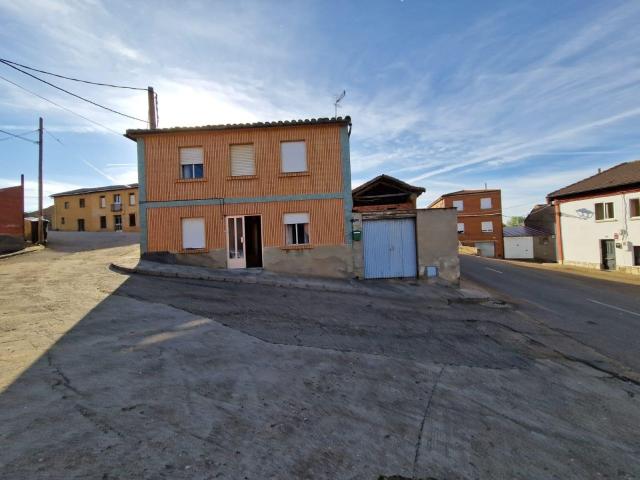 Casa en venta en Villamañán, Castilla y León