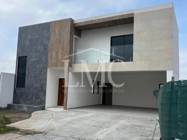 Casa En Condominio en venta en Saltillo, Coahuila