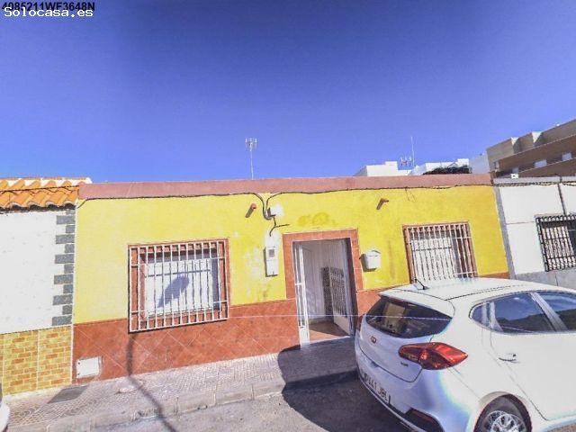 Casa en venta en Los Depósitos, Roquetas De Mar