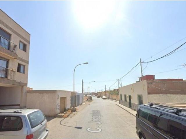 Casa en venta en Almedina, Almería